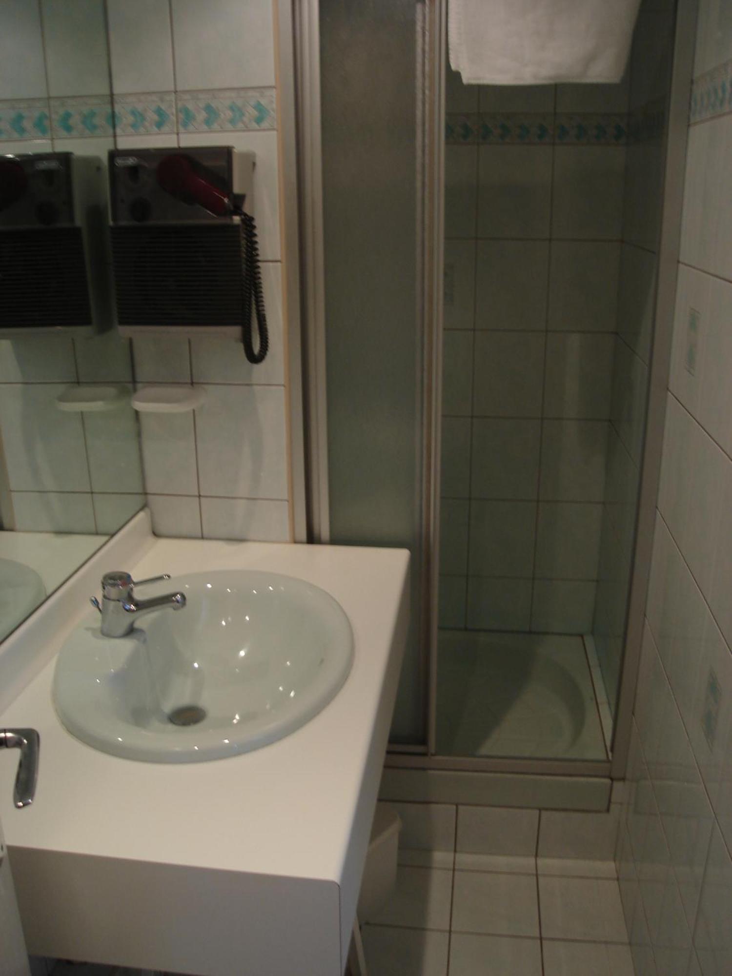 Hotel Beausejour Chaudes-Aigues Buitenkant foto