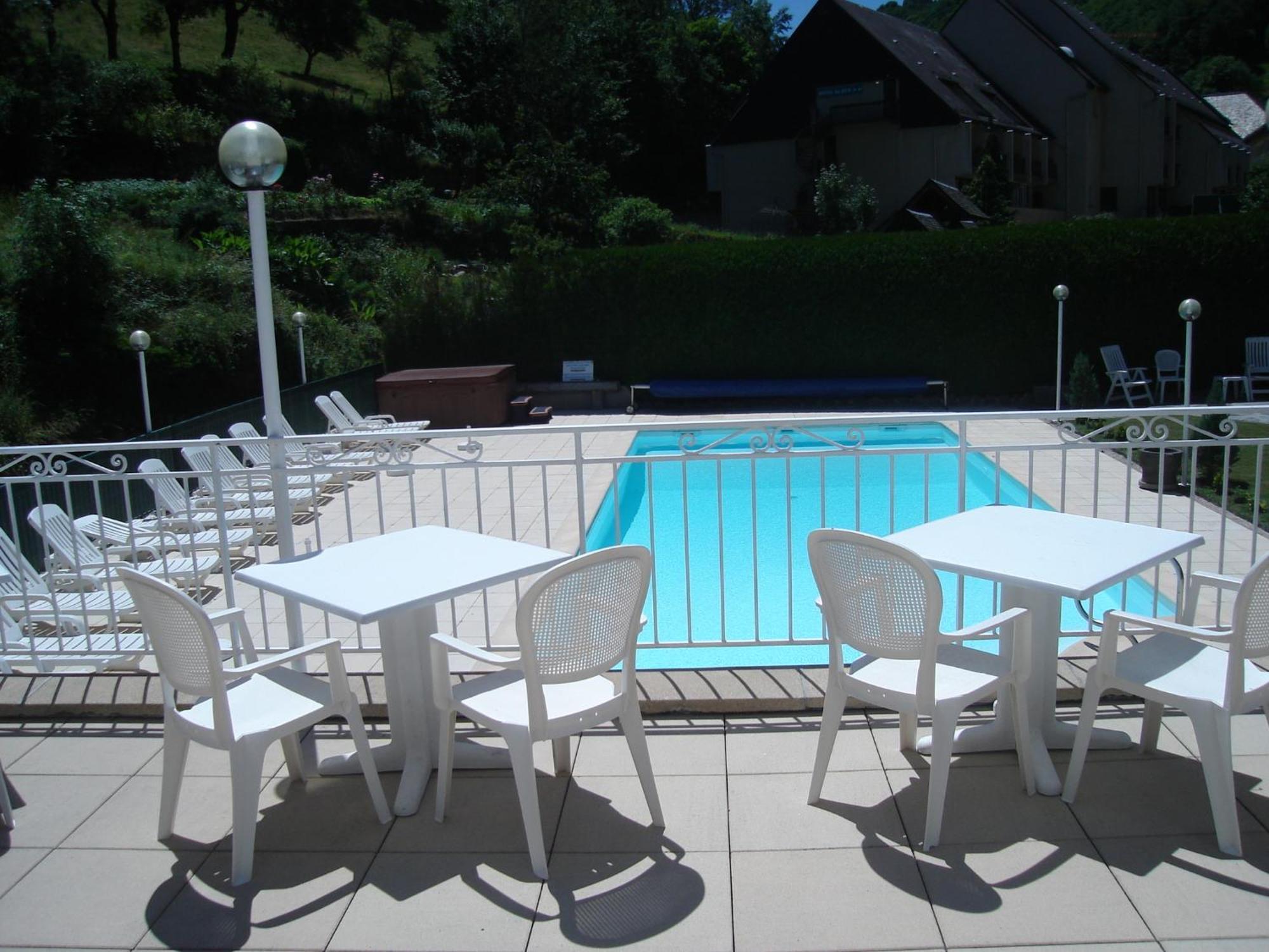 Hotel Beausejour Chaudes-Aigues Buitenkant foto