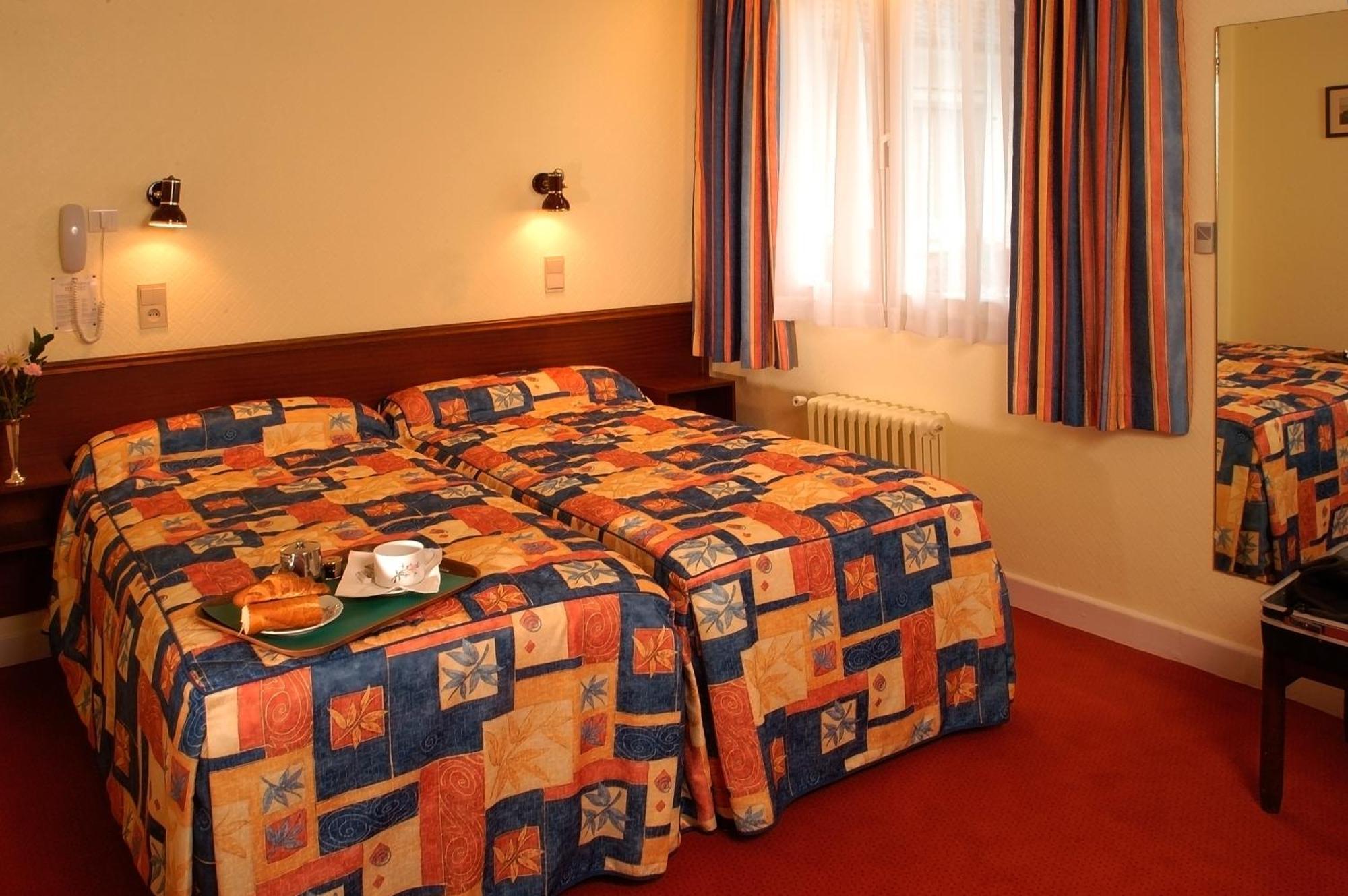 Hotel Beausejour Chaudes-Aigues Buitenkant foto