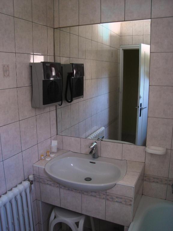 Hotel Beausejour Chaudes-Aigues Buitenkant foto